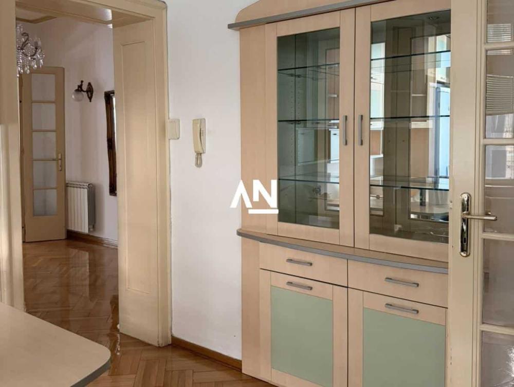 Slika 9 - Prote Mateje, Petosoban stan za izdavanje, 150m2, 2.500€