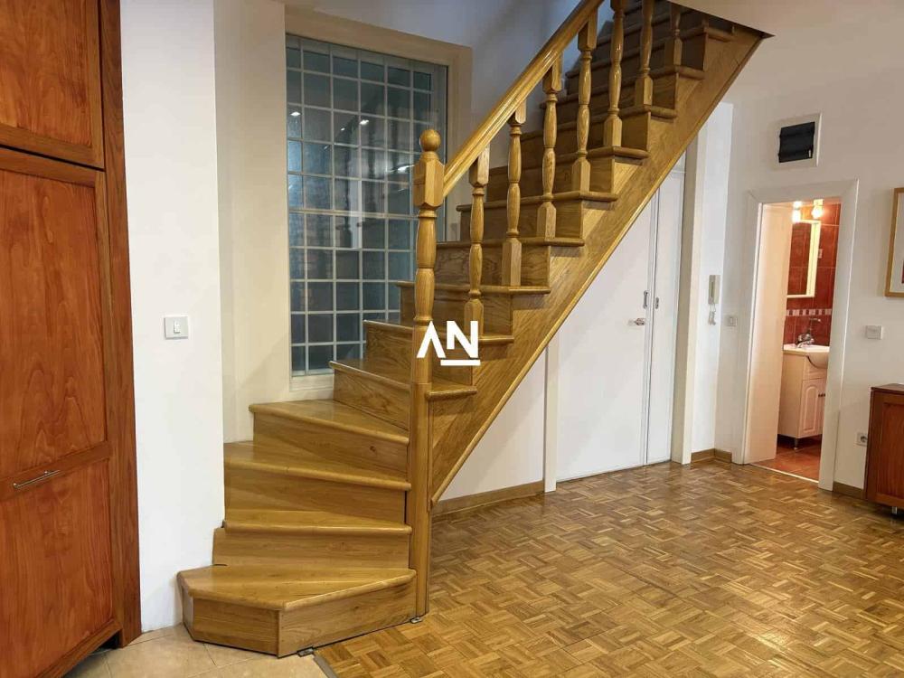 Slika 8 - Maršala Birjuzova, Trosoban stan za izdavanje, 144m2, 2.000€