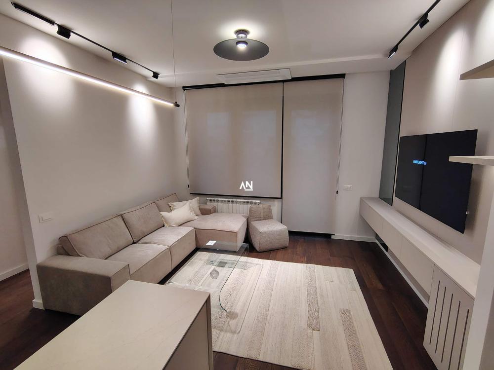 Glavna slika -Šumatovačka, Trosoban stan za izdavanje, 65m2, 1.600€