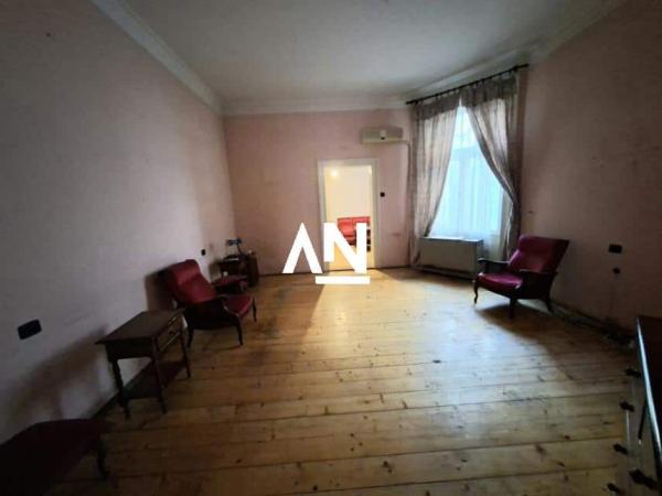 Slika 5 - Svetogorska,  Stan za izdavanje, 184m2, 2.500€