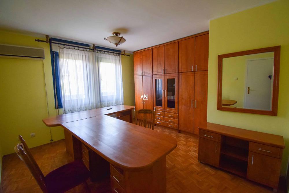 Slika 8 - Bulevar Despota Stefana, Četvorosoban stan za izdavanje, 107m2, 1.000€