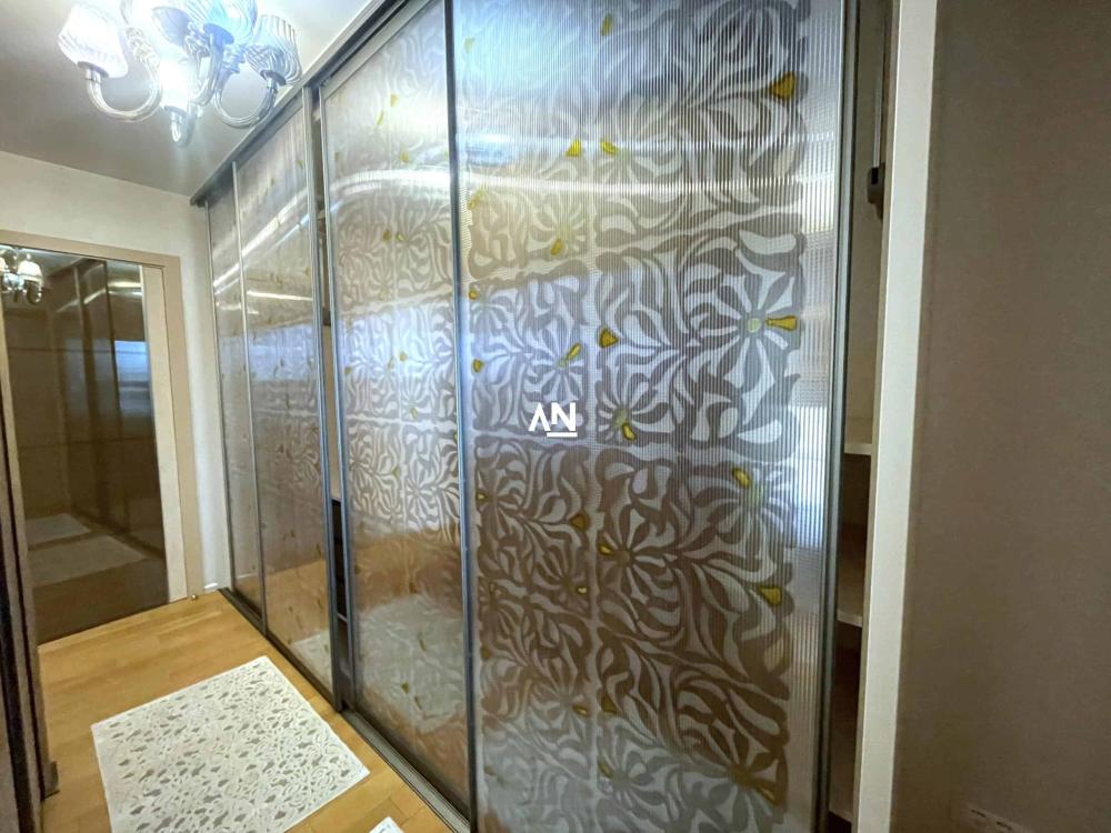 Slika 10 - Uroša Martinovića, Četvorosoban stan za izdavanje, 168m2, 3.000€