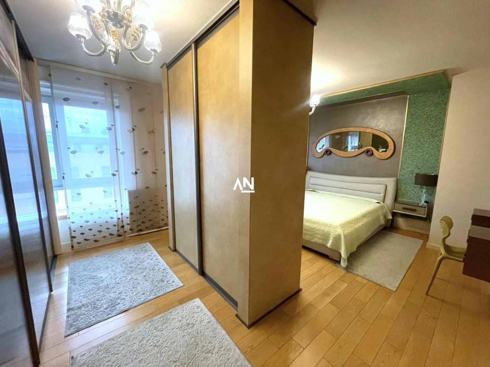 Slika 9 - Uroša Martinovića, Četvorosoban stan za izdavanje, 168m2, 3.000€