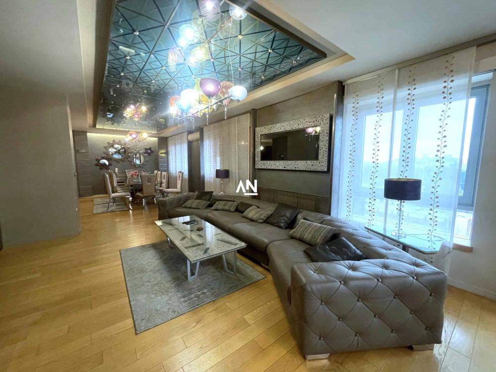 Slika 1 - Uroša Martinovića, Četvorosoban stan za izdavanje, 168m2, 3.000€