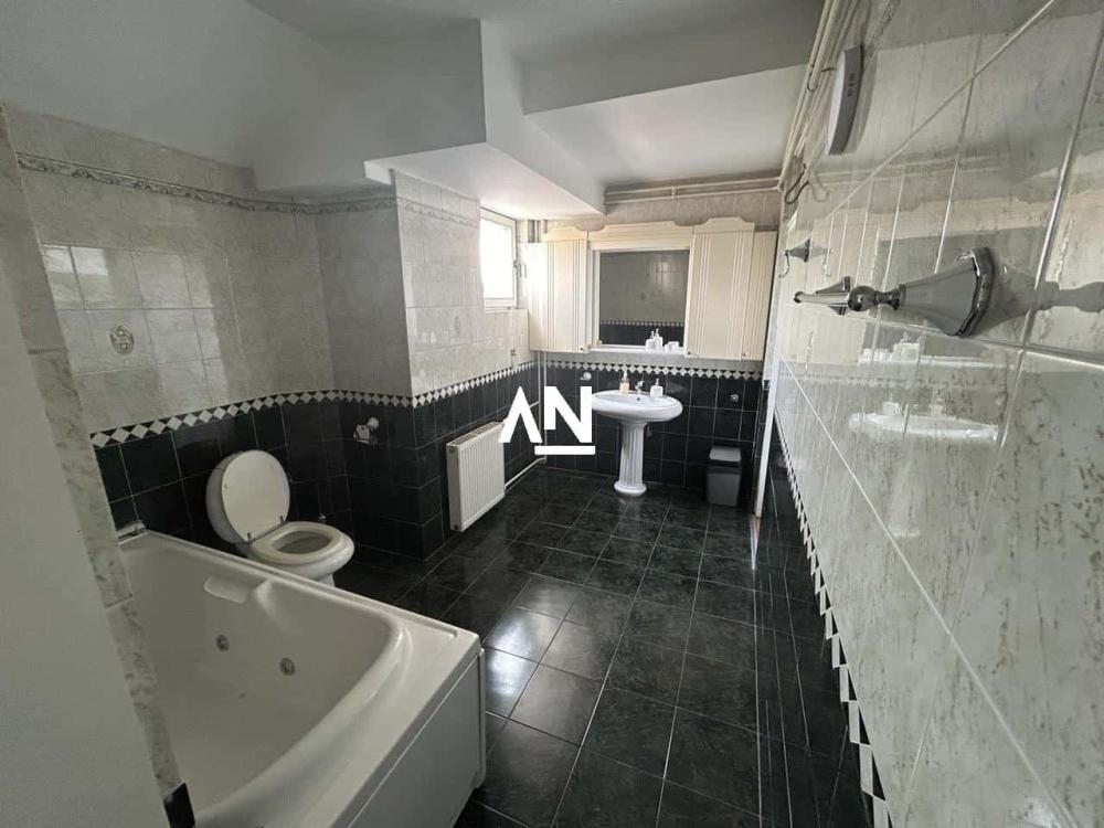 Slika 6 - Esad Pašina, Petosoban stan za izdavanje, 176m2, 1.500€