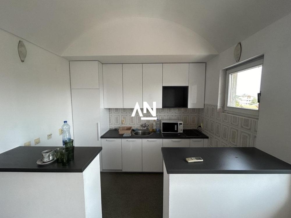 Slika 4 - Esad Pašina, Petosoban stan za izdavanje, 176m2, 1.500€