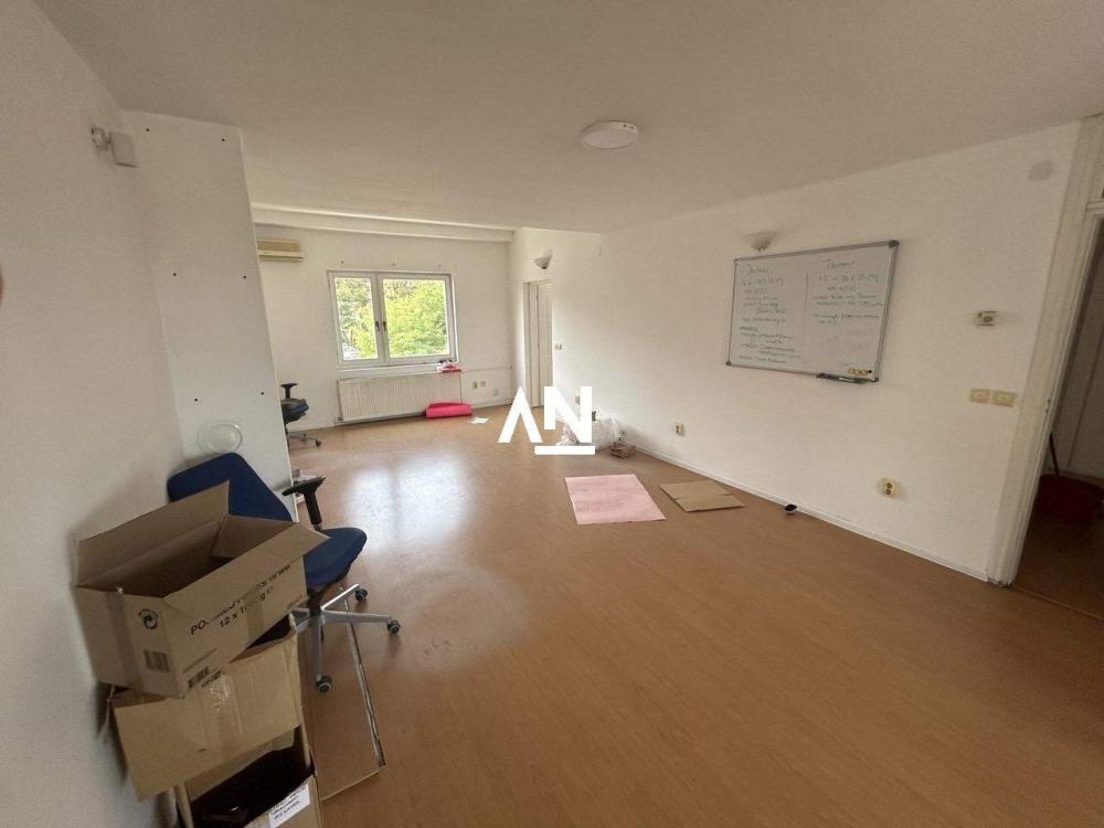 Slika 1 - Esad Pašina, Petosoban stan za izdavanje, 176m2, 1.500€