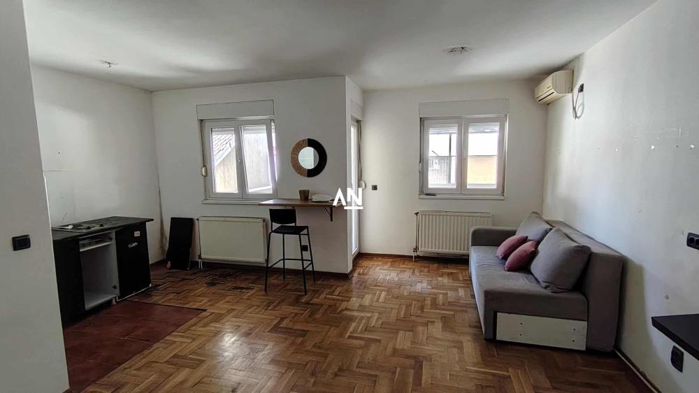 Slika 1 - Dr Velizara Kosanovića, Jednosoban stan na prodaju, 66m2, 159.000€