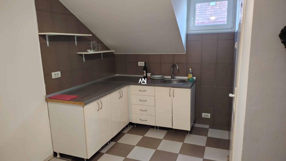 Slika 10 - Pakračka,  Kuća na prodaju, 125m2, 209.000€