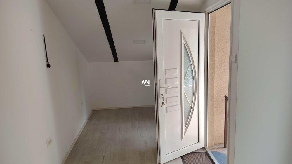 Slika 7 - Pakračka,  Kuća na prodaju, 125m2, 209.000€