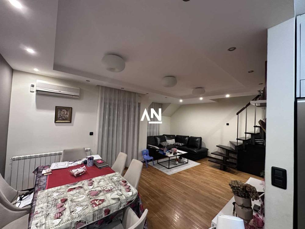 Slika 11 - Gligorija Vozarovića, Trosoban stan na prodaju, 37m2, 235.000€
