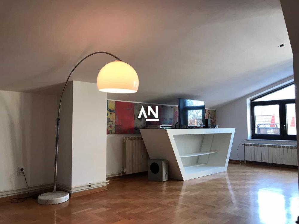 Slika 1 - Bulevar oslobođenja,  Kuća na prodaju, 254m2, 1.500.000€