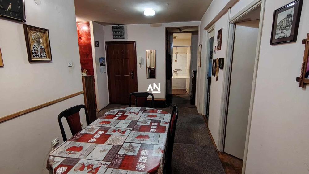 Slika 2 - Trgovačka, Trosoban stan na prodaju, 77m2, 205.000€