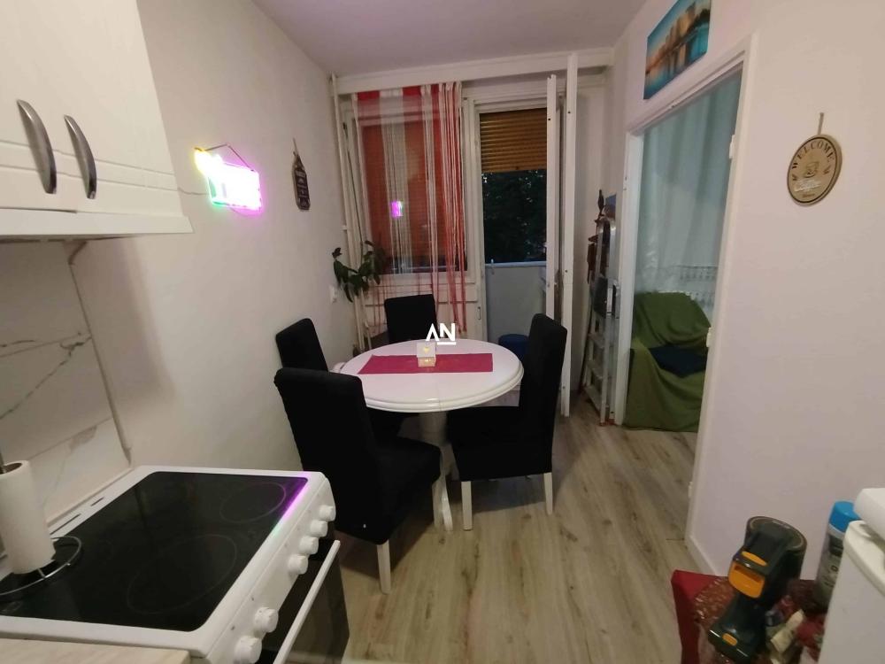 Slika 5 - Stanka Paunovića Veljka, Trosoban stan na prodaju, 53m2, 173.000€