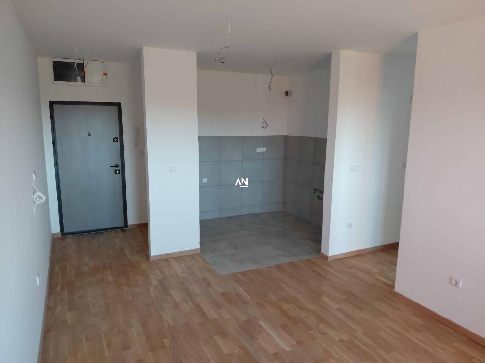 Slika 1 - Nine Kirsanove, Dvosoban stan na prodaju, 47m2, 129.000€