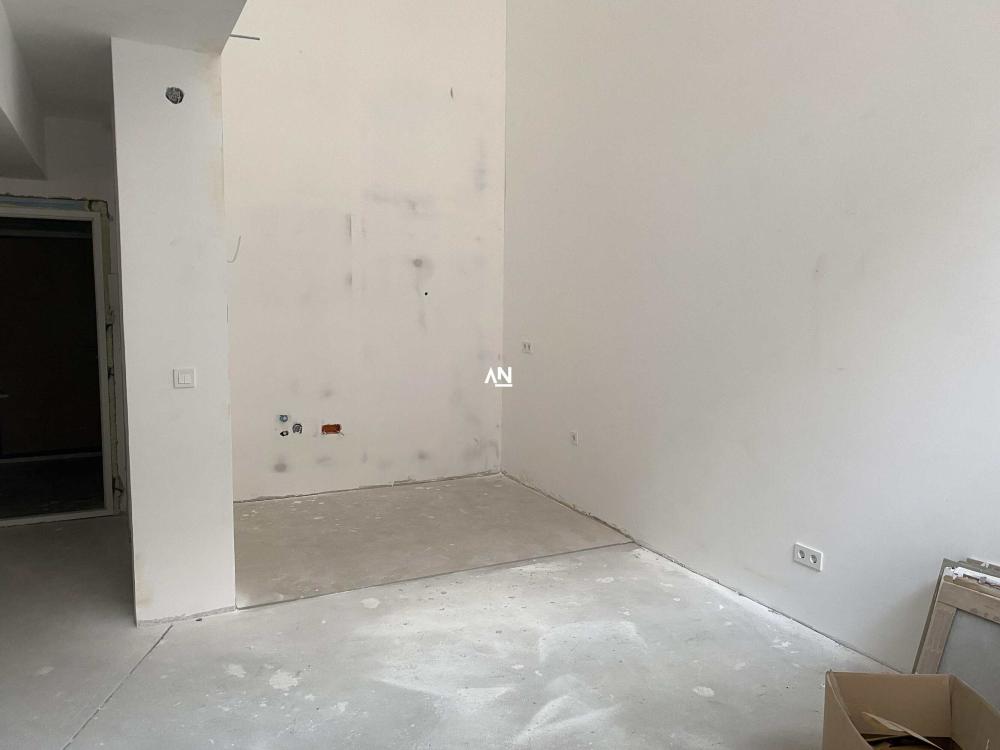 Slika 3 - Mirka Milojkovića, Trosoban stan na prodaju, 75m2, 205.000€