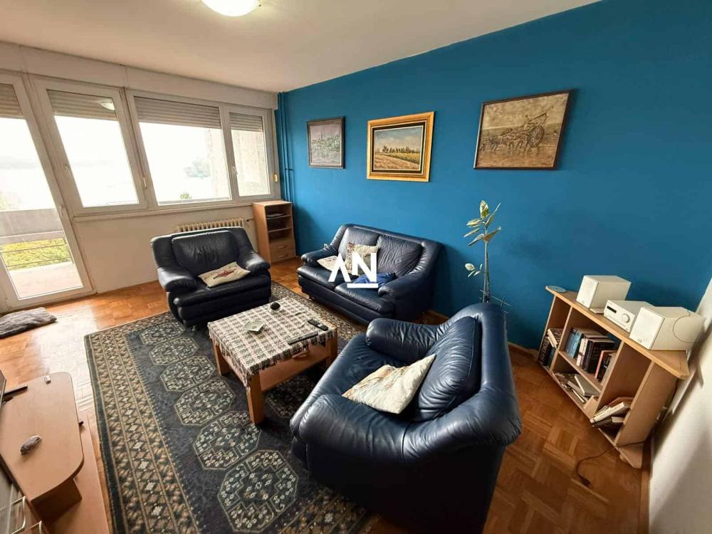 Slika 1 - Kej Oslobođenja, Trosoban stan na prodaju, 84m2, 400.000€