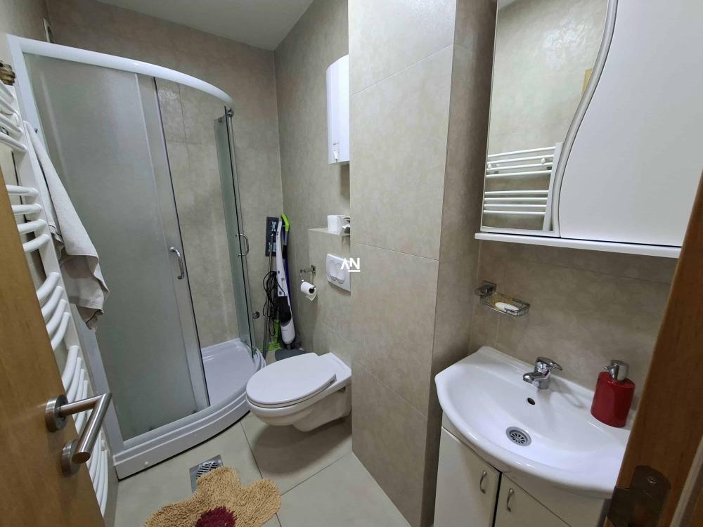 Slika 5 - Branka Krsmanovića, Četvorosoban stan na prodaju, 110m2, 380.000€
