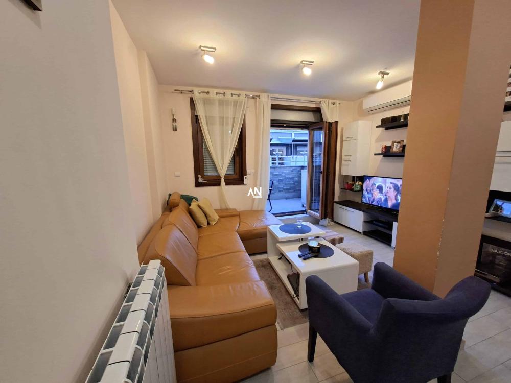 Slika 2 - Branka Krsmanovića, Četvorosoban stan na prodaju, 110m2, 380.000€