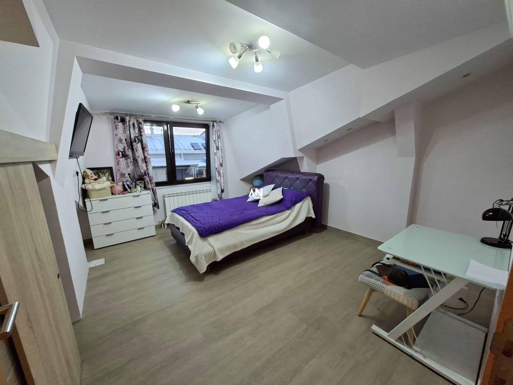 Slika 10 - Branka Krsmanovića, Četvorosoban stan na prodaju, 110m2, 380.000€