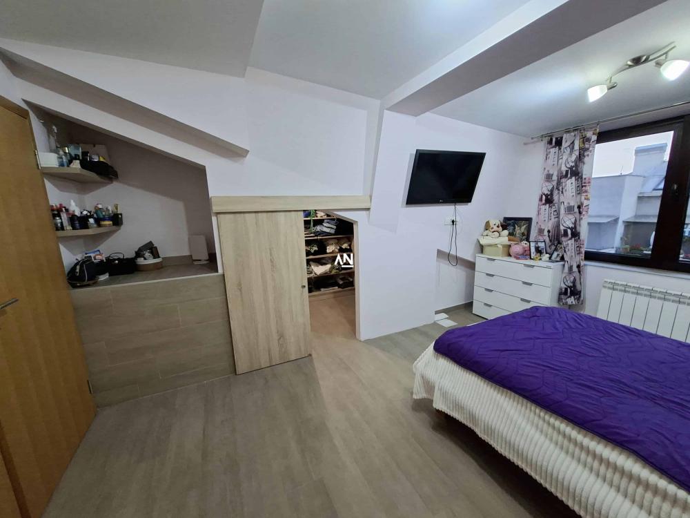 Slika 9 - Branka Krsmanovića, Četvorosoban stan na prodaju, 110m2, 380.000€