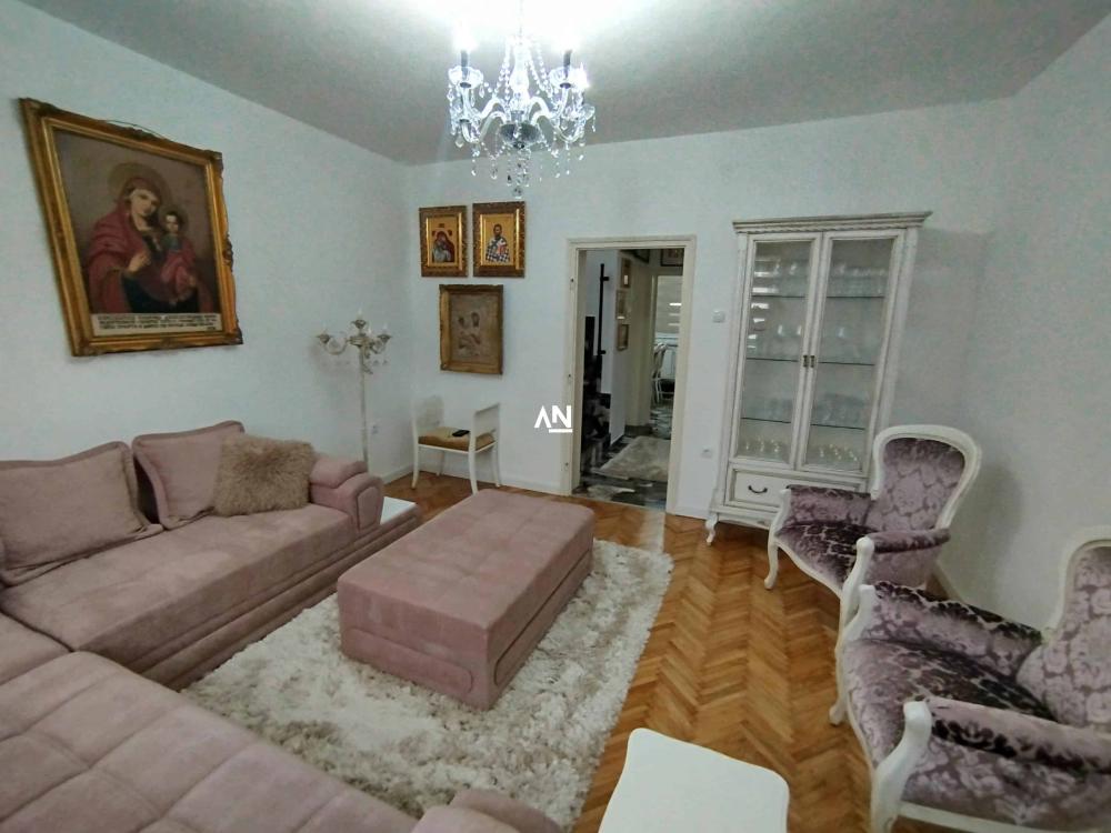 Slika 10 - Pionirska,  Kuća na prodaju, 165m2, 386.600€