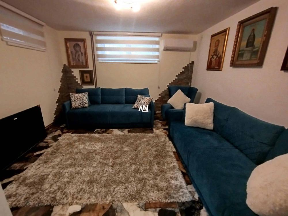 Glavna slika -Pionirska,  Kuća na prodaju, 165m2, 386.600€