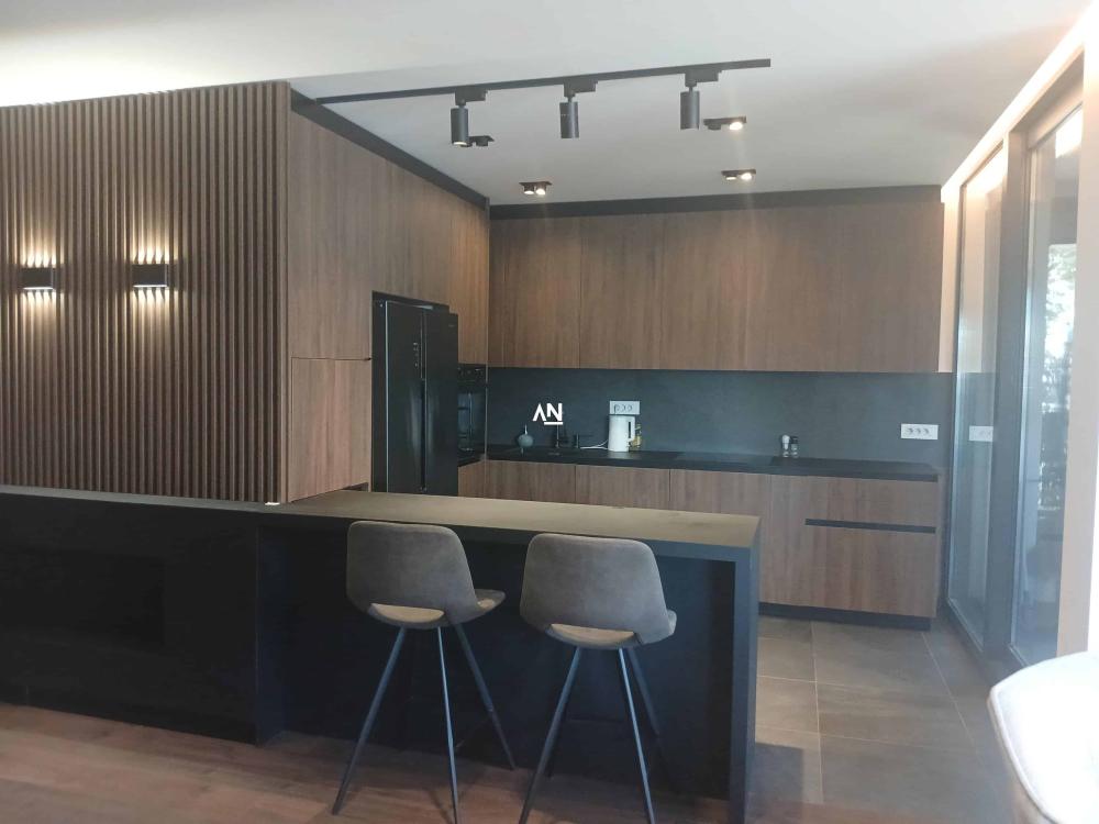 Slika 3 - Niška, Petosoban stan na prodaju, 198m2, 870.000€