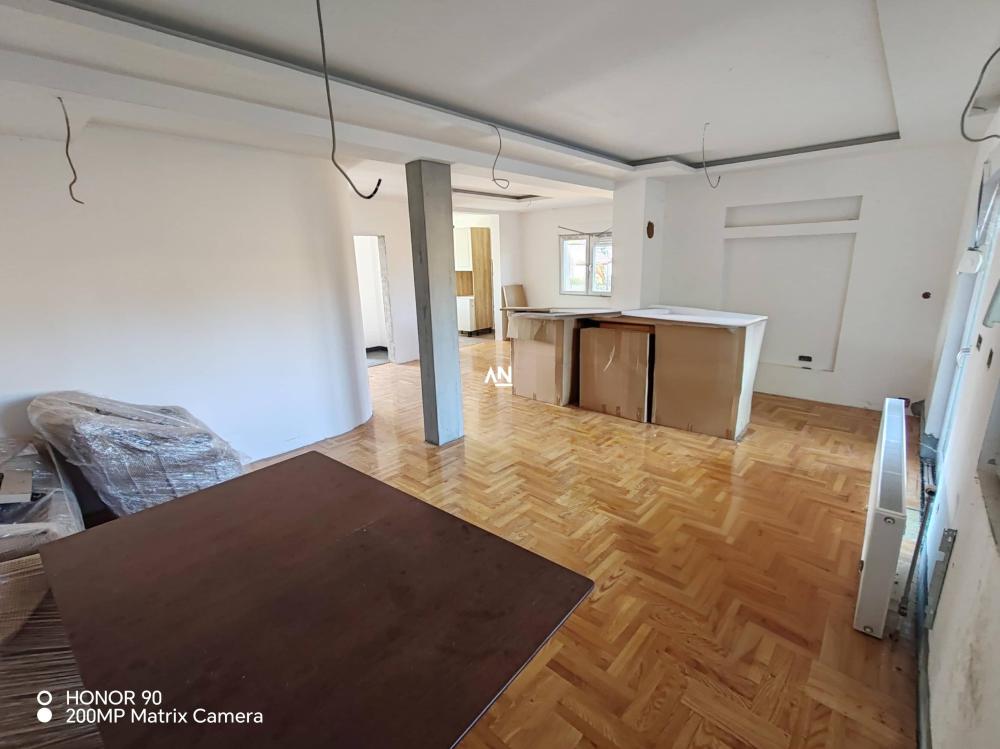 Slika 9 - Živka Stevanovića Žikice,  Kuća na prodaju, 212m2, 185.000€
