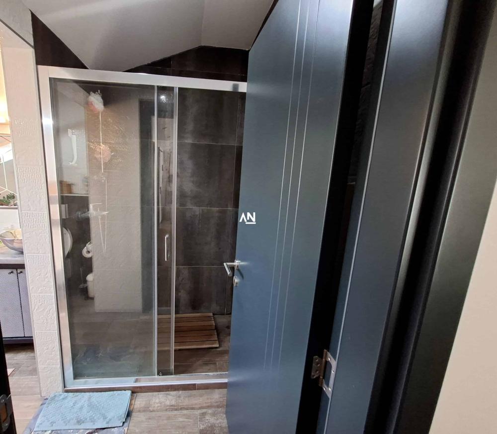 Slika 11 - Ulofa Palmea, Petosoban stan na prodaju, 181m2, 440.000€