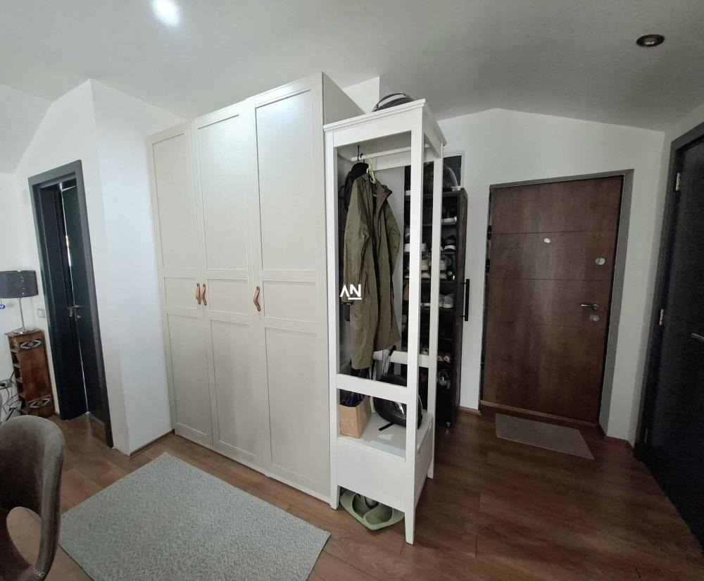Slika 7 - Ulofa Palmea, Petosoban stan na prodaju, 181m2, 440.000€