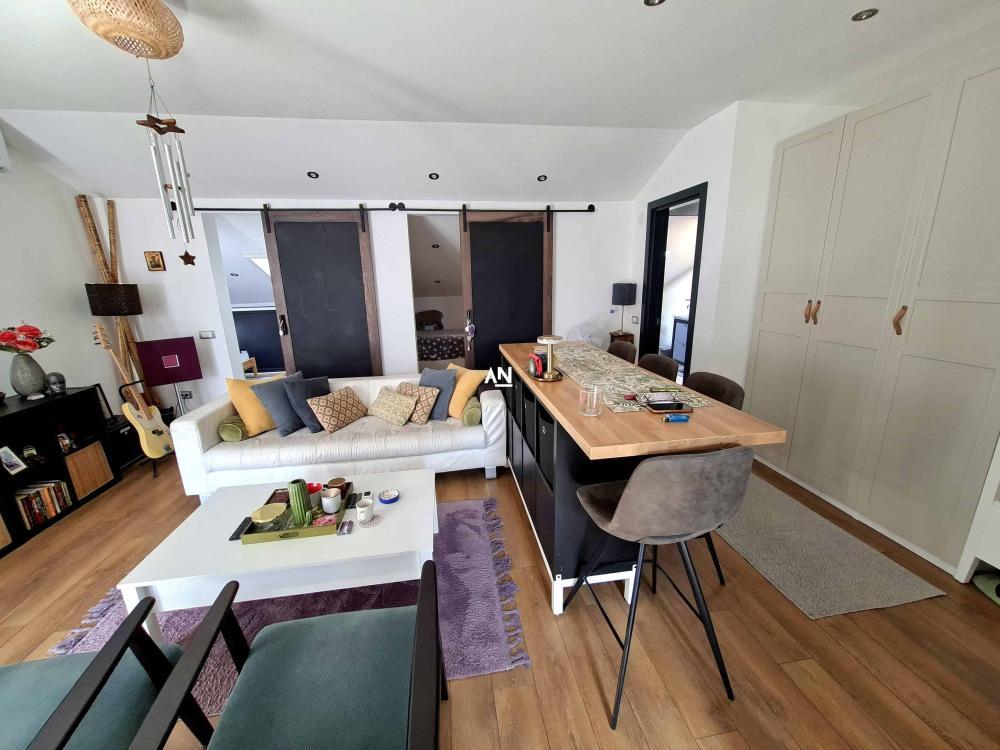 Glavna slika -Ulofa Palmea, Petosoban stan na prodaju, 181m2, 440.000€