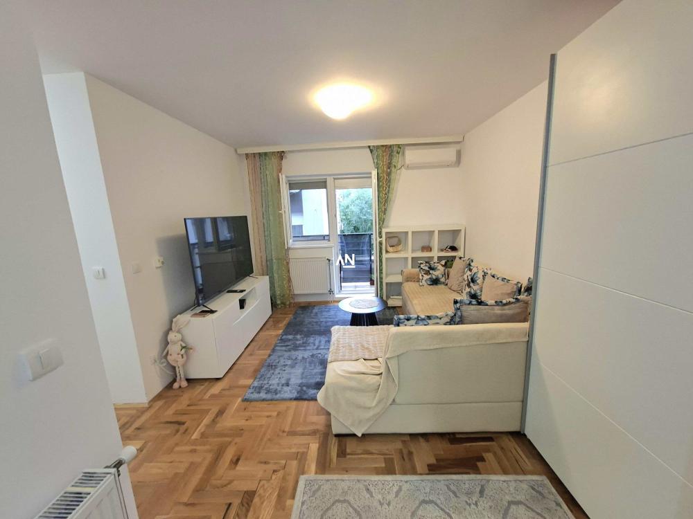 Slika 3 - Marije Crnobori, Dvosoban stan na prodaju, 49m2, 185.000€