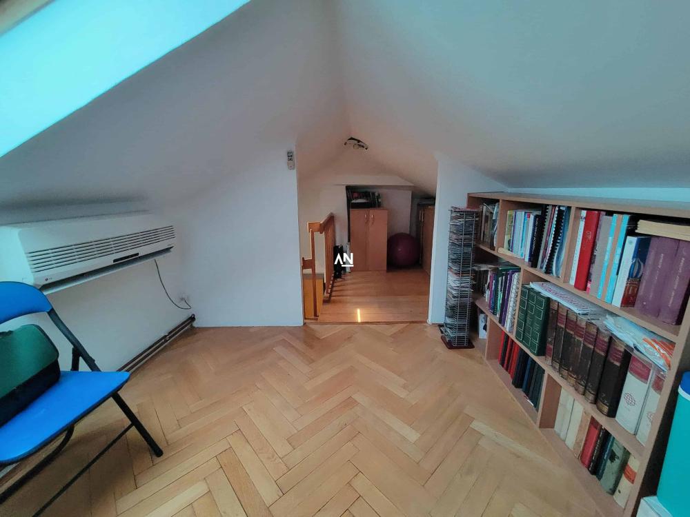 Slika 10 - Čede Mijatovića, Trosoban stan na prodaju, 74m2, 215.000€
