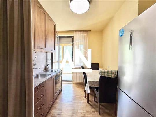 Slika 3 - Čingrijina, Četvorosoban stan na prodaju, 109m2, 348.000€