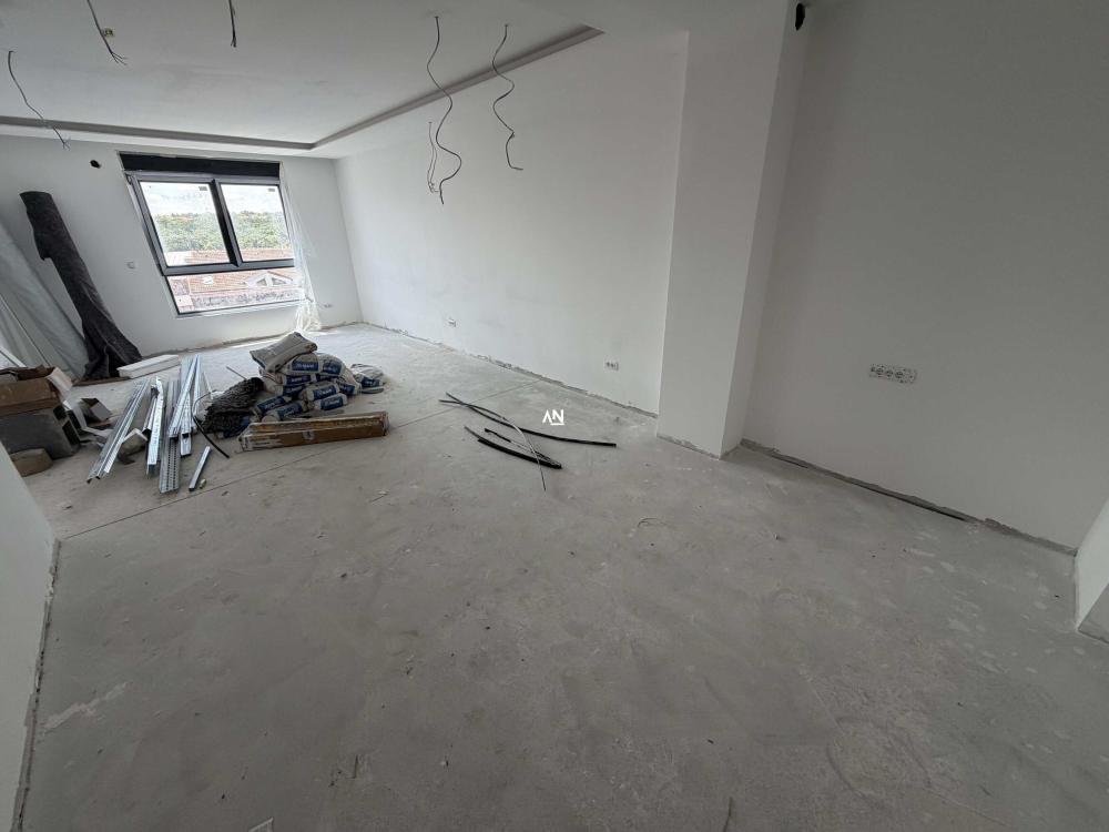 Slika 1 - Vojvode Stepe, Četvorosoban stan na prodaju, 76m2, 262.000€