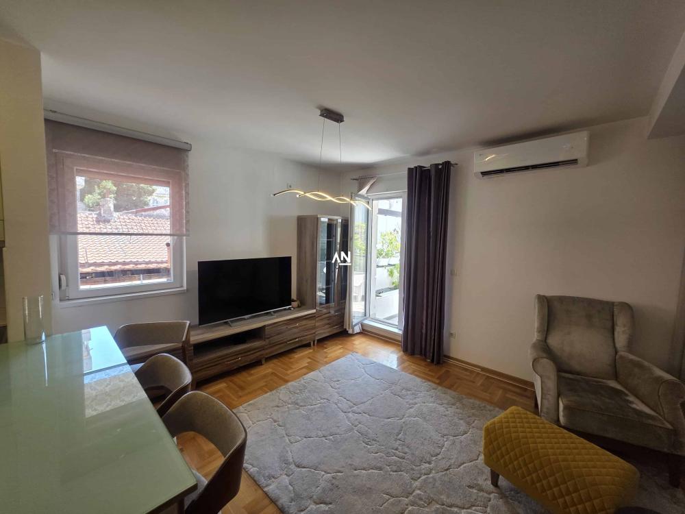 Slika 4 - Mehmeda Sokolovića, Dvosoban stan na prodaju, 56m2, 225.000€