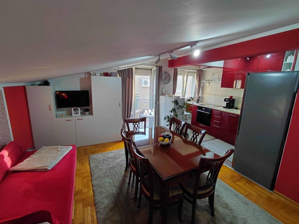 Slika 2 - Ksenije Atanasijević, Trosoban stan na prodaju, 68m2, 199.000€