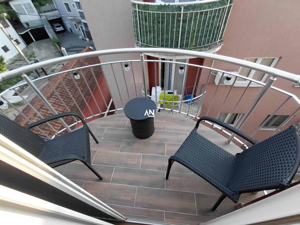 Slika 8 - Ksenije Atanasijević, Trosoban stan na prodaju, 68m2, 199.000€