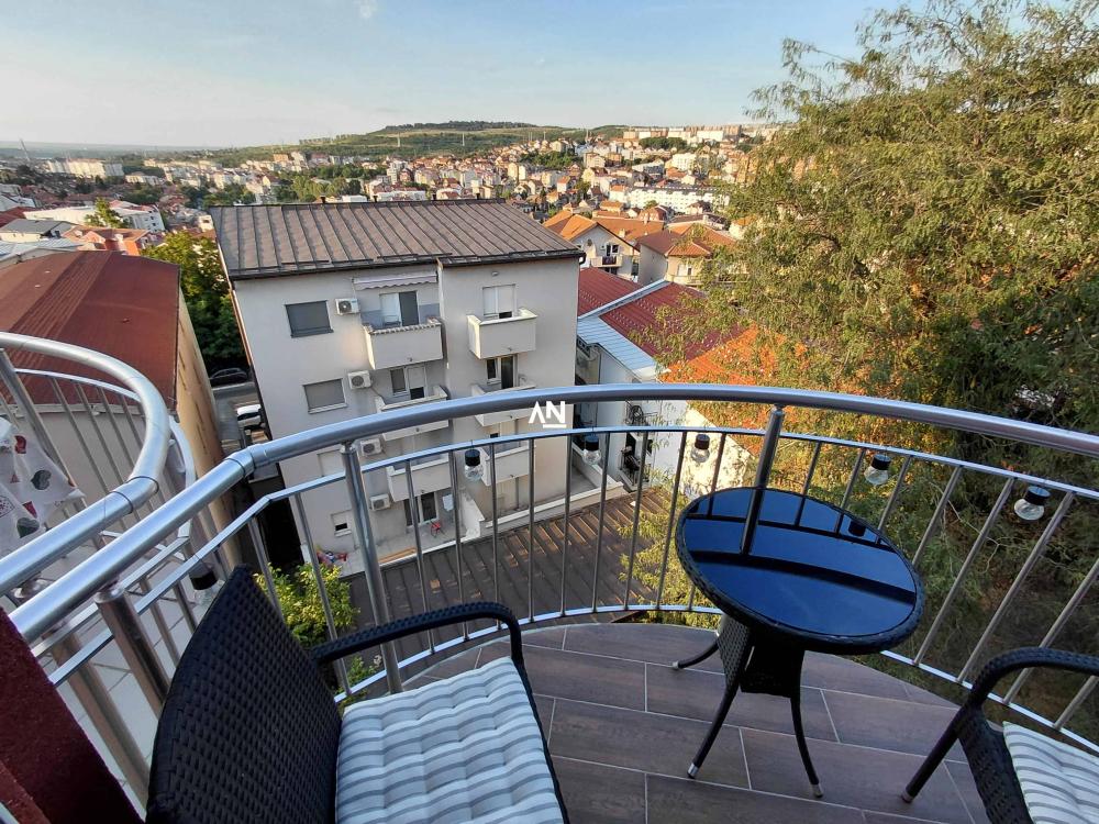 Slika 9 - Ksenije Atanasijević, Trosoban stan na prodaju, 68m2, 199.000€