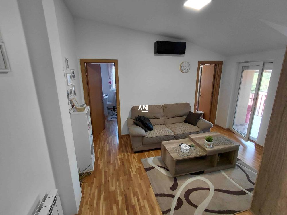 Slika 1 - Milića od Mačve, Dvosoban stan na prodaju, 49m2, 137.000€