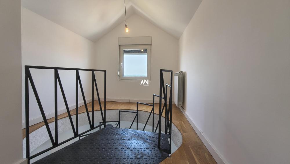 Slika 10 - Pala Telekija, Četvorosoban stan na prodaju, 78m2, 158.900€