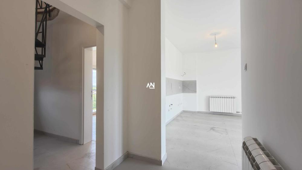 Slika 6 - Pala Telekija, Četvorosoban stan na prodaju, 135m2, 209.925€