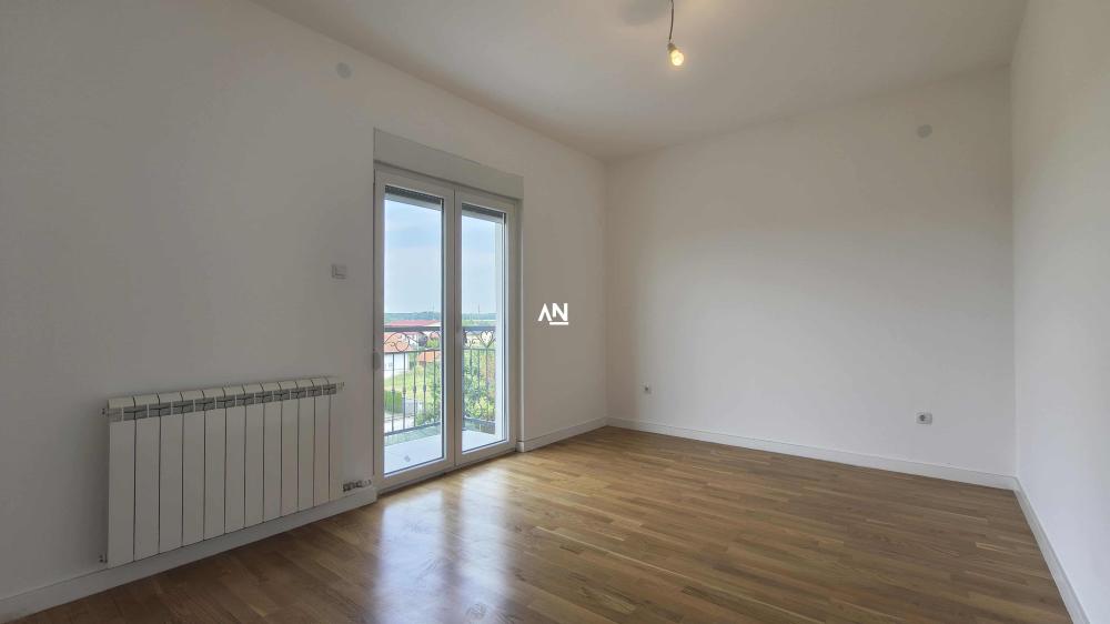 Slika 8 - Pala Telekija, Četvorosoban stan na prodaju, 135m2, 209.925€