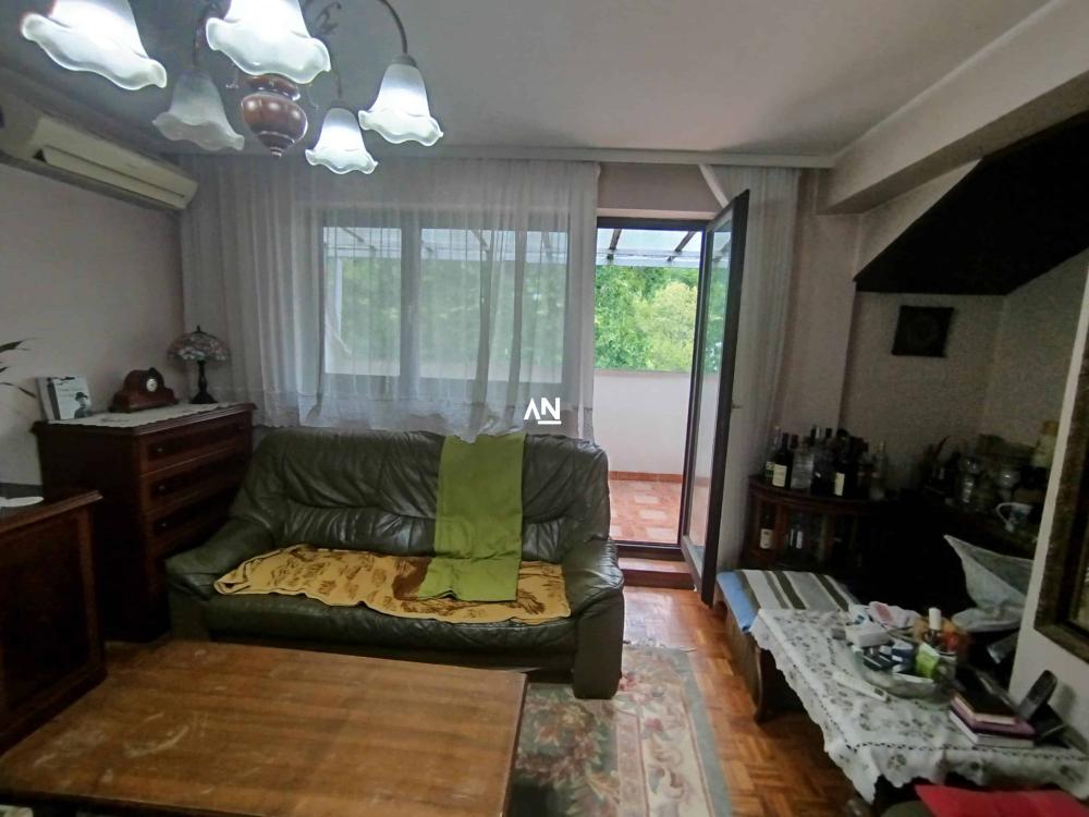 Slika 2 - Janković Stojana, Četvorosoban stan na prodaju, 109m2, 245.000€