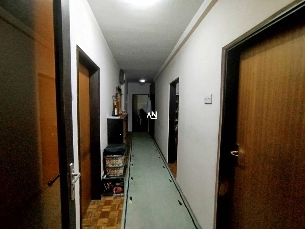 Slika 8 - Janković Stojana, Četvorosoban stan na prodaju, 109m2, 245.000€