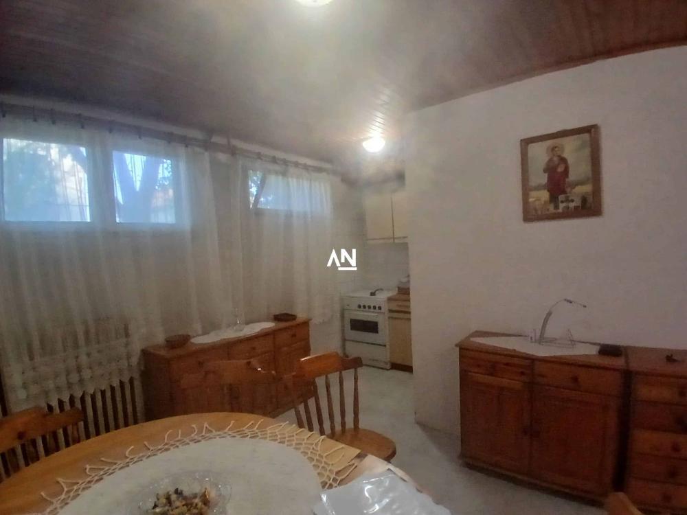 Glavna slika -Snežane Hrepevnik, Trosoban stan na prodaju, 71m2, 175.000€