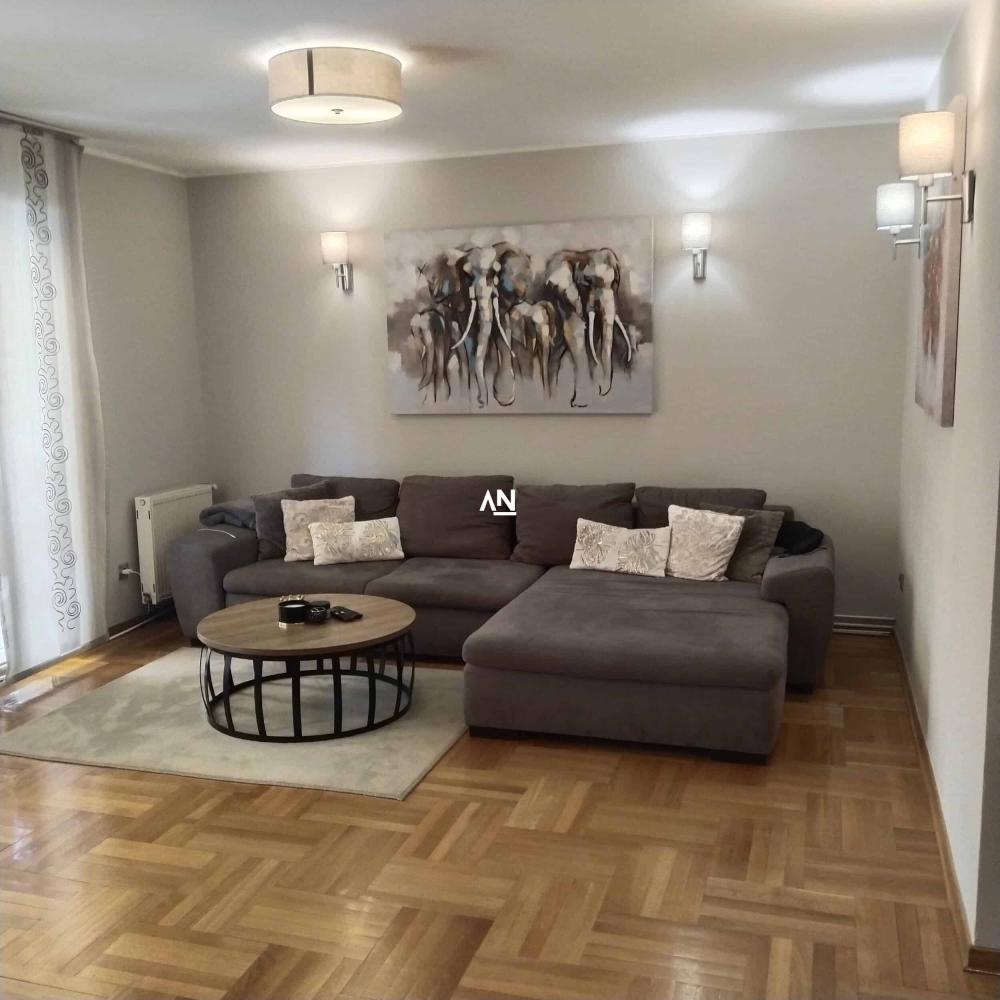 Slika 8 - Petra Lekovića, Trosoban stan na prodaju, 103m2, 314.000€