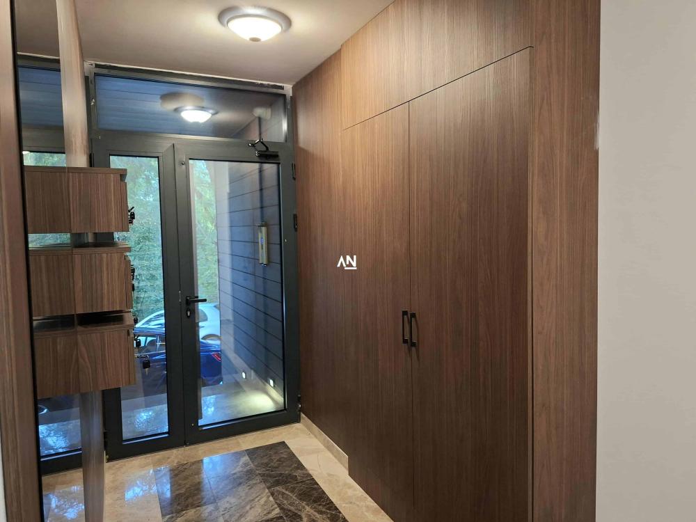 Slika 7 - Koste Trifkovića, Trosoban stan na prodaju, 35m2, 276.000€