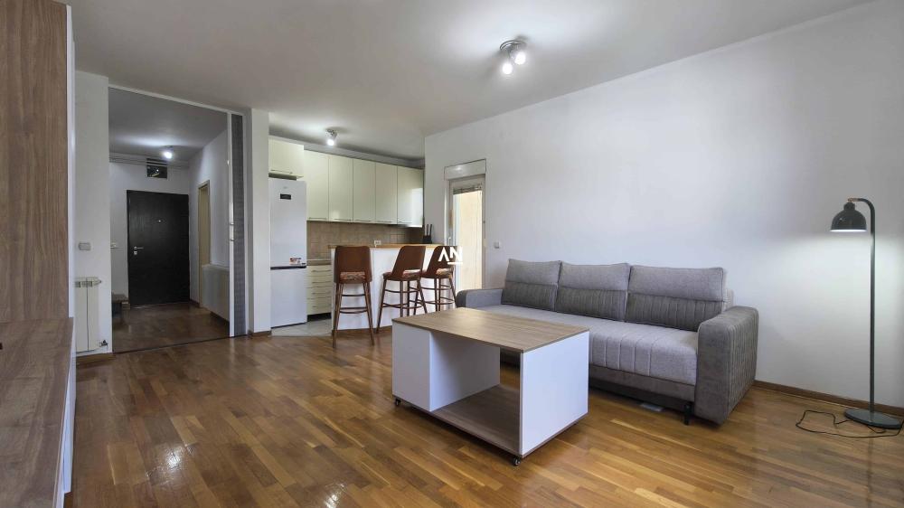 Slika 7 - Radoja Domanovića, Četvorosoban stan na prodaju, 95m2, 350.000€